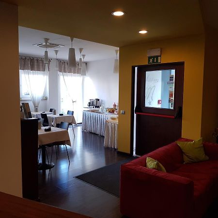 Hotel Milano Анкона Экстерьер фото